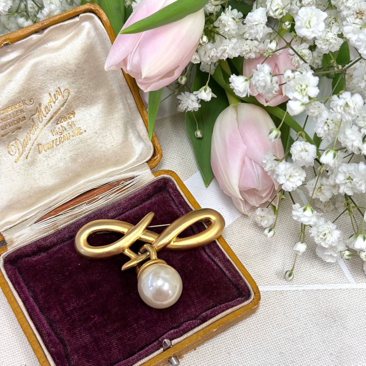 Pearl Drop Infinity Brooch