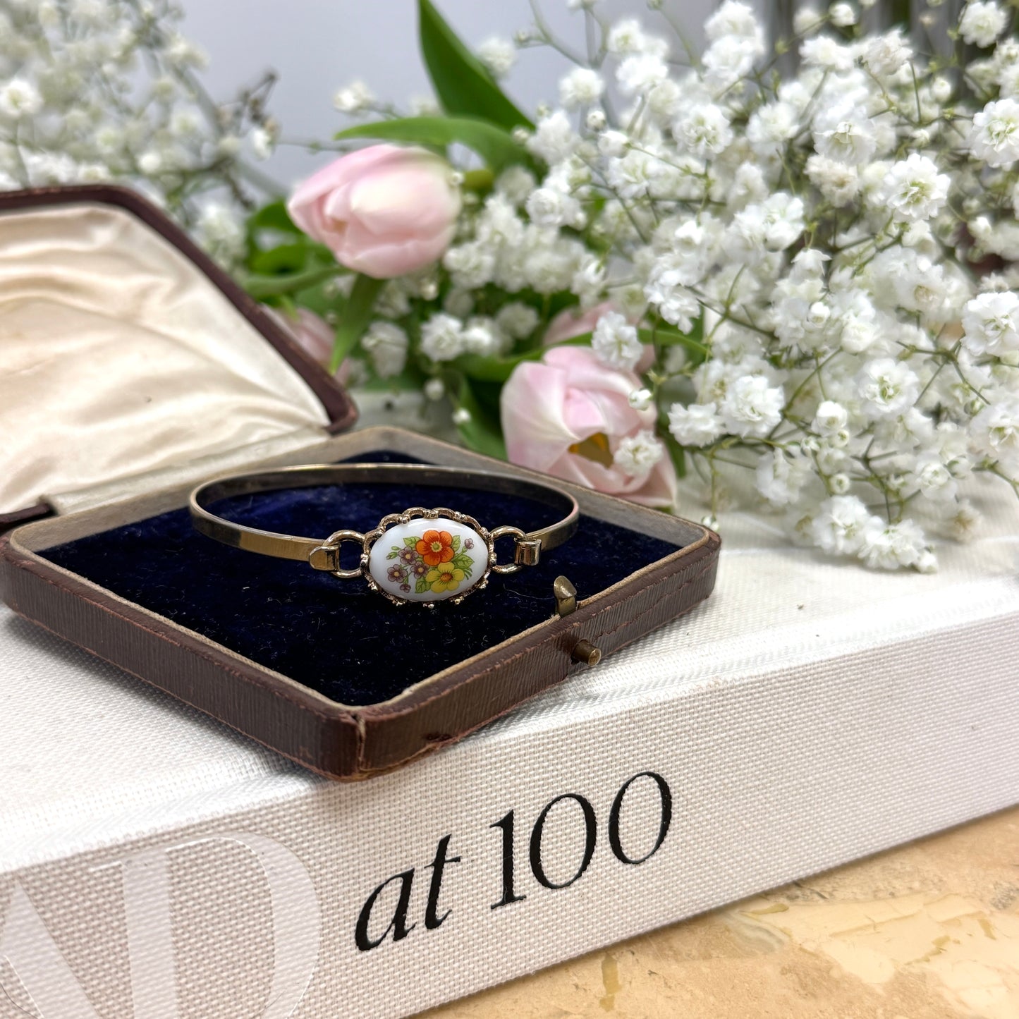 AVON Enamel Flower Hinge Bangle