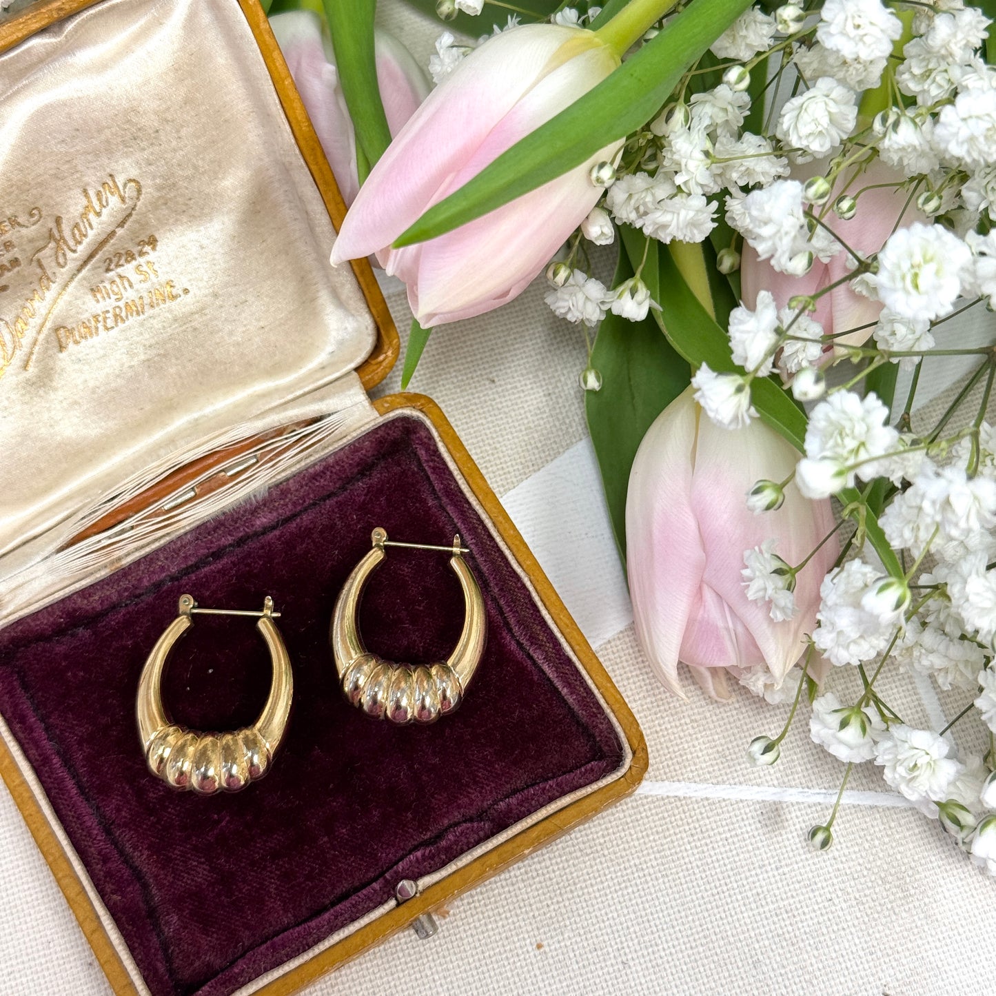 Twisted Hollow Hoops