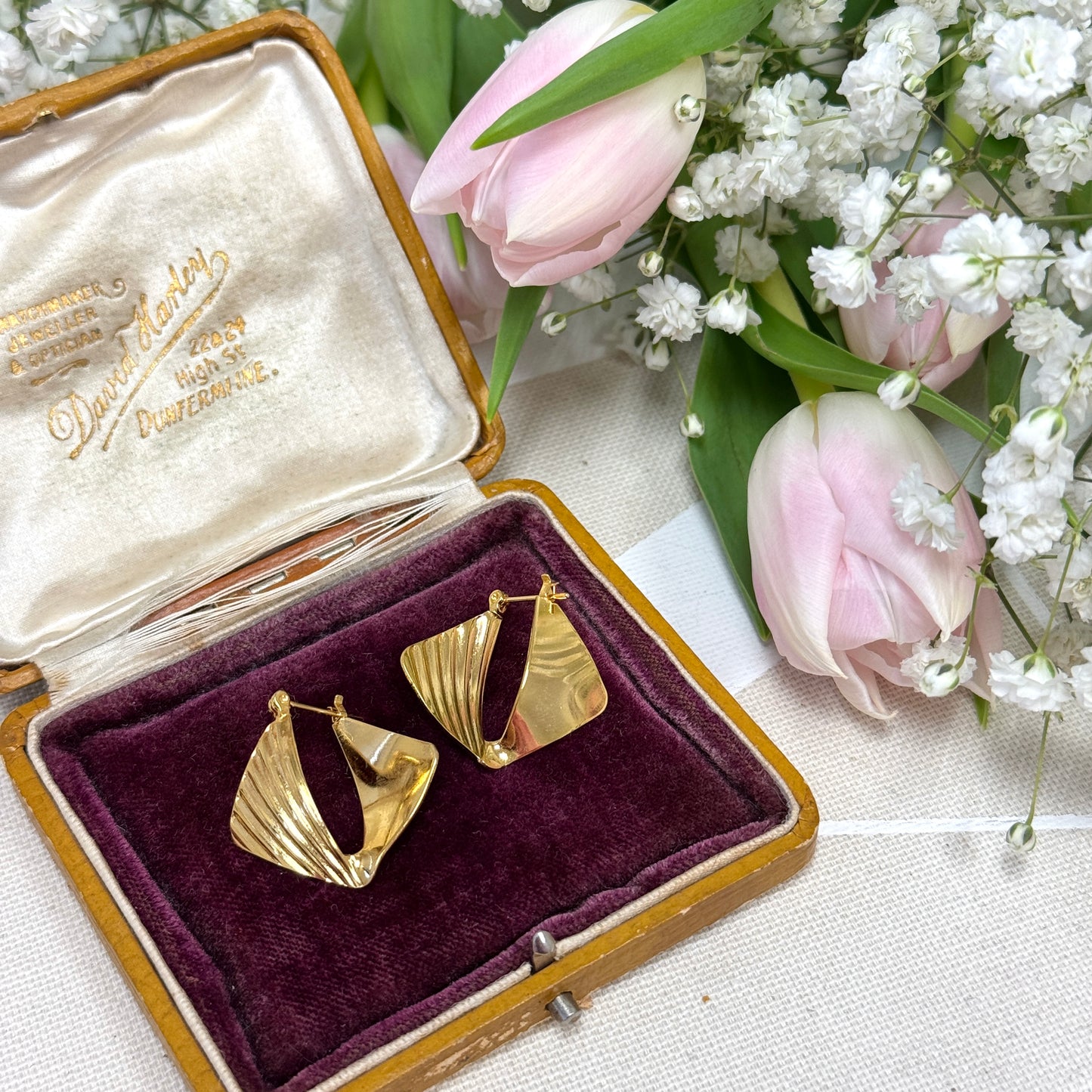 Gold Filled Scalloped Geometric Hoops