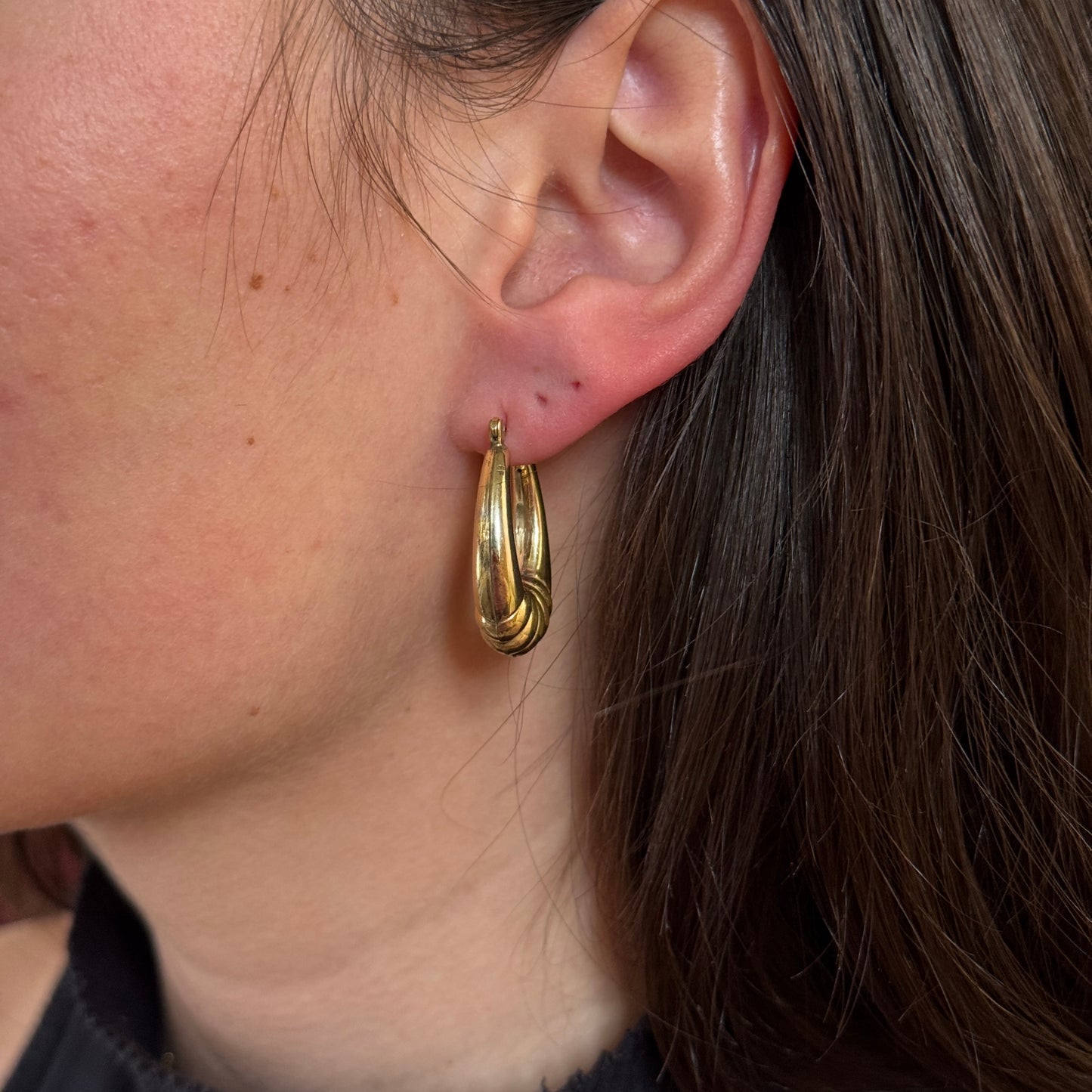 Twisted Hollow Hoops