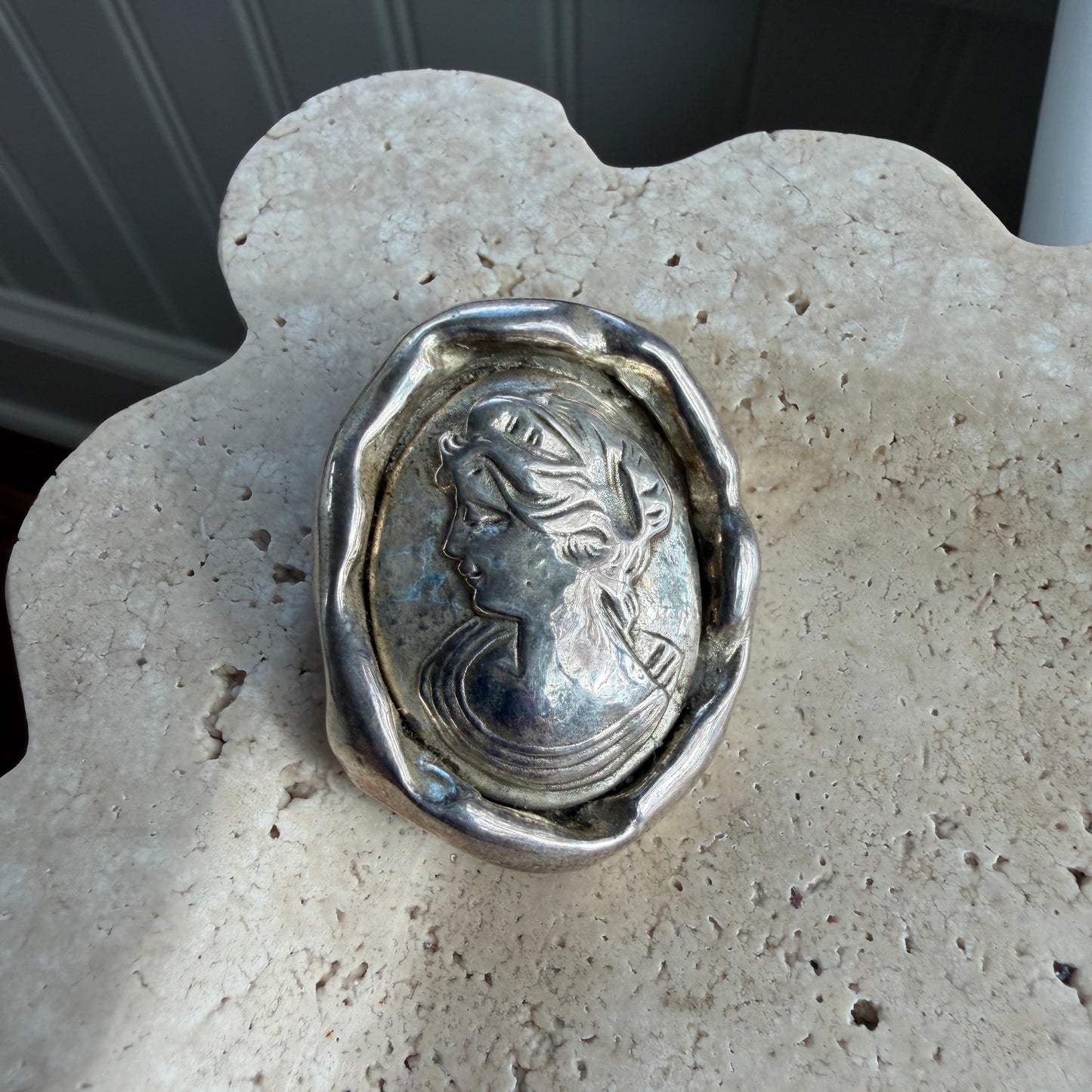 CAMEO BROOCH PENDANT