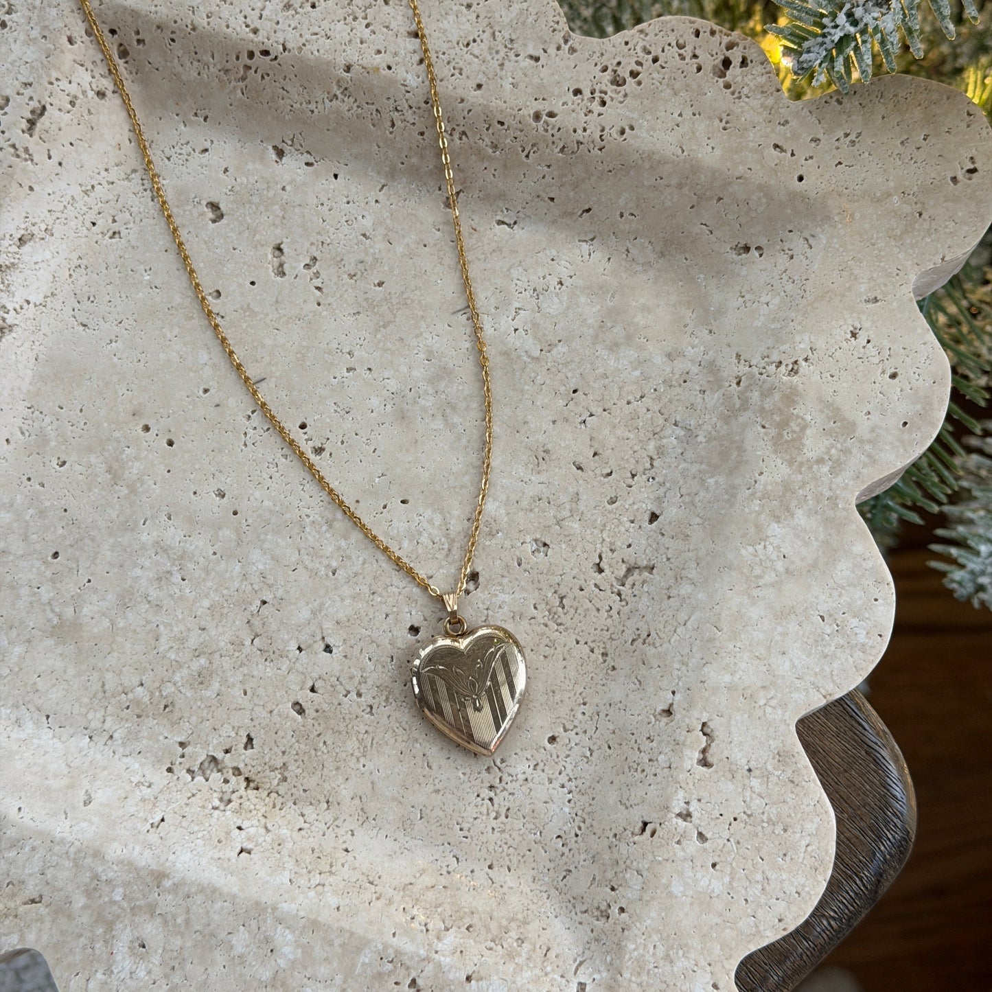 12k-Gold-Filled-Heart-Locket