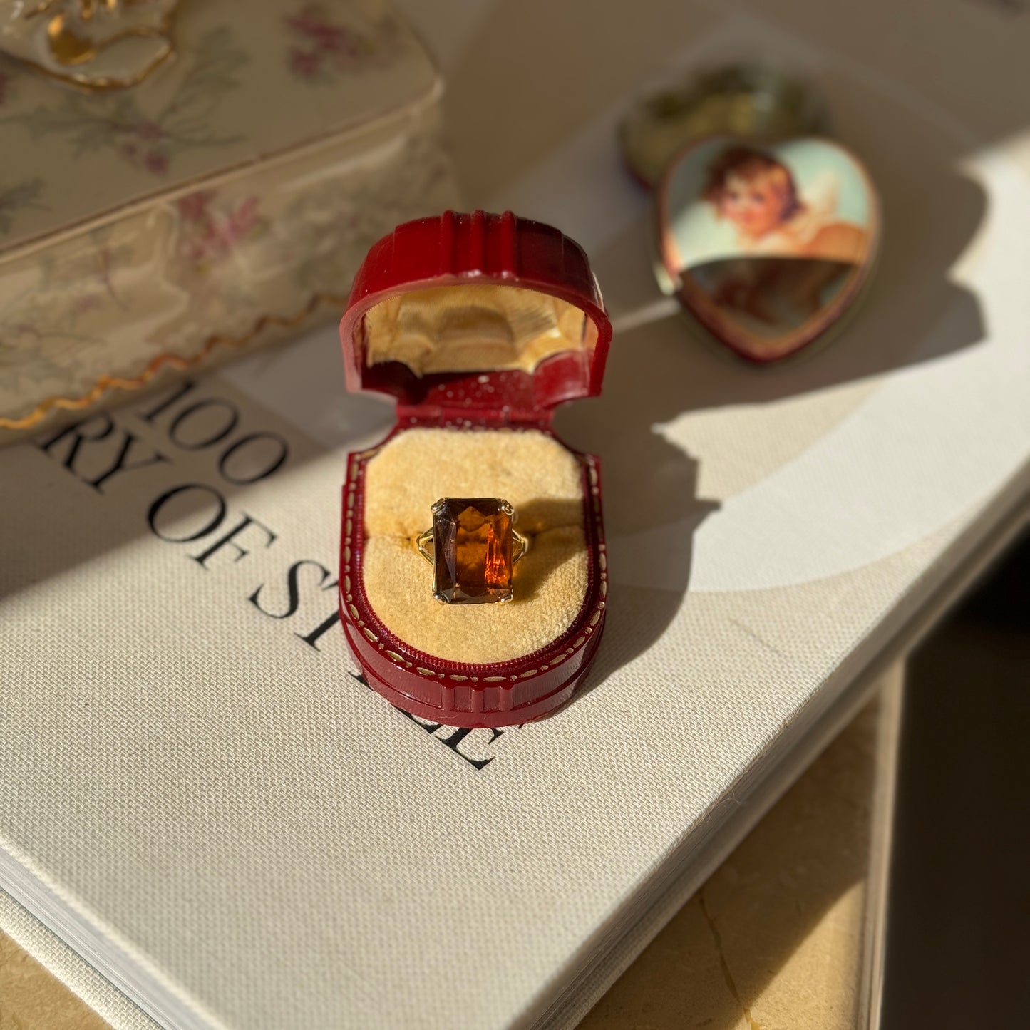 STATEMENT AMBER STONE RING