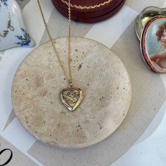 VINTAGE GOLD FILLED LOCKET