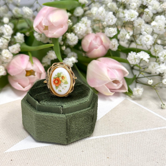 Floral AVON Locket Ring