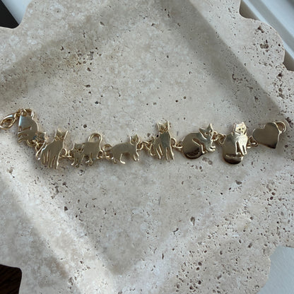 Gold Tone Sitting Cat Links