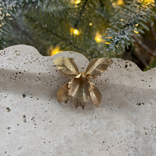 Mistletoe-Gold-Brooch