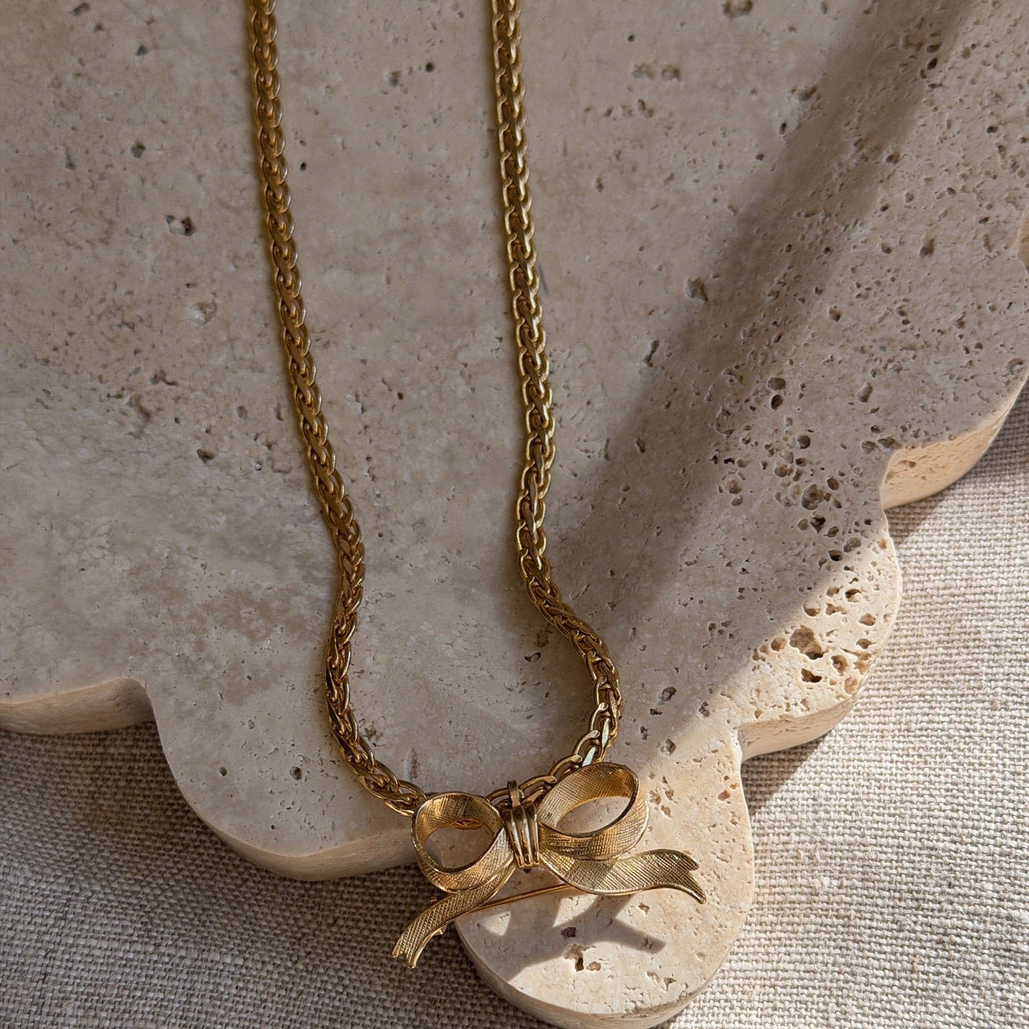 1980s Gold Tone Rope Chain with Removable Bow Brooch