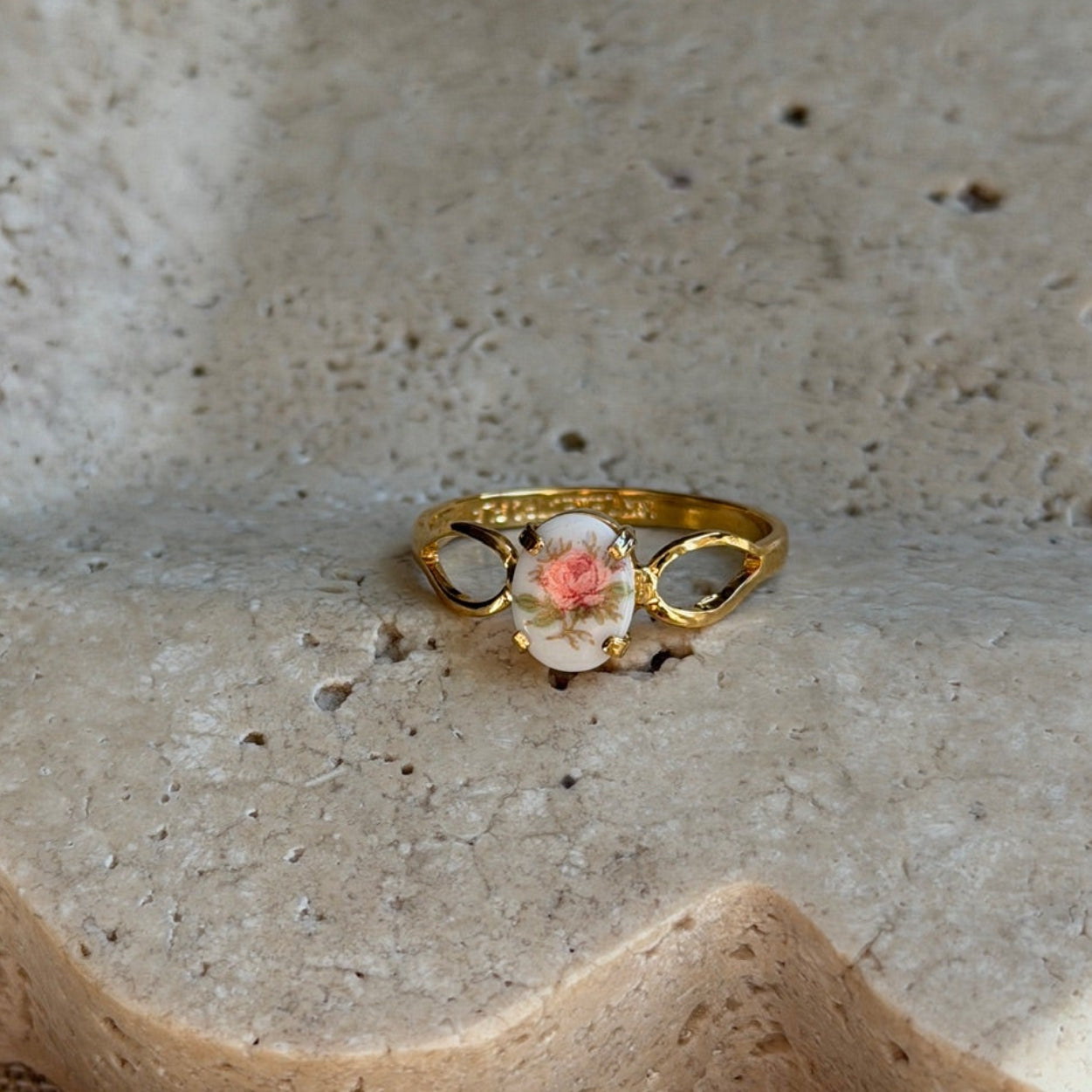 18k Gold Plated Floral Printed Cabachon Ring