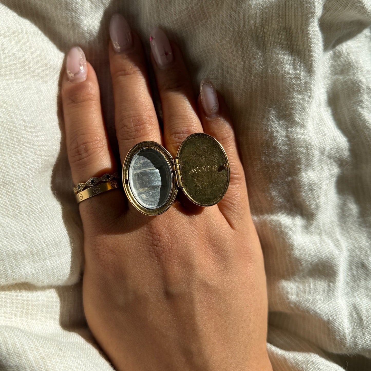 Avon Cameo Locket Cocktail Ring