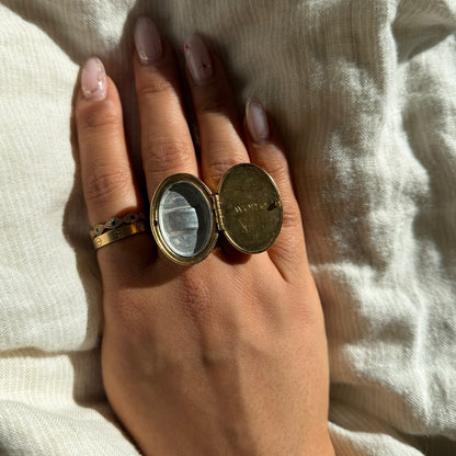 Avon Cameo Locket Cocktail Ring