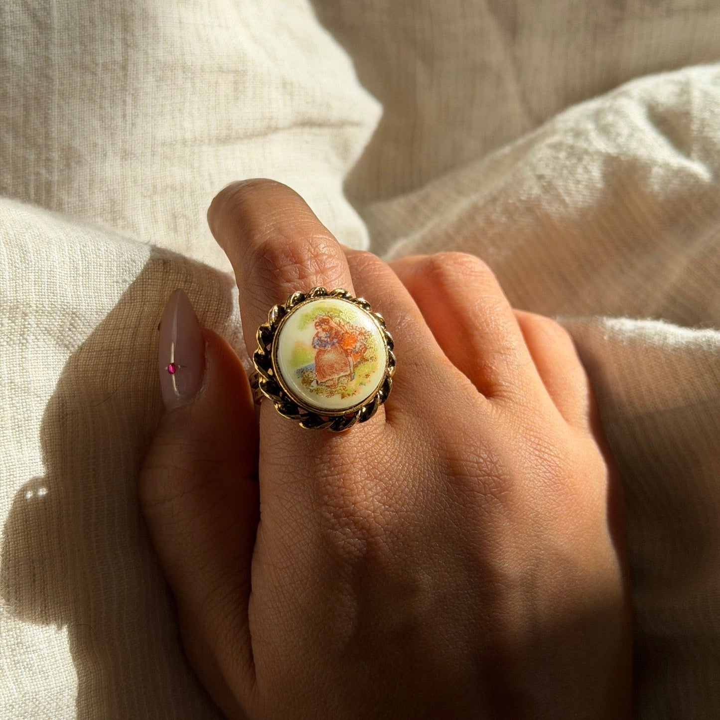 Courting Scene Statement Ring