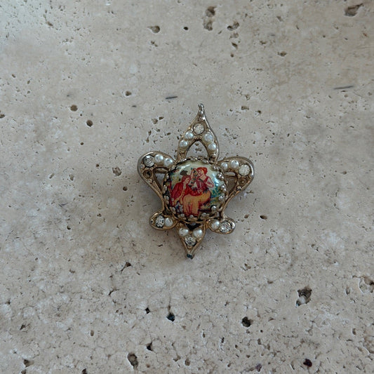 Tiny Couring Scene Pearl Brooch