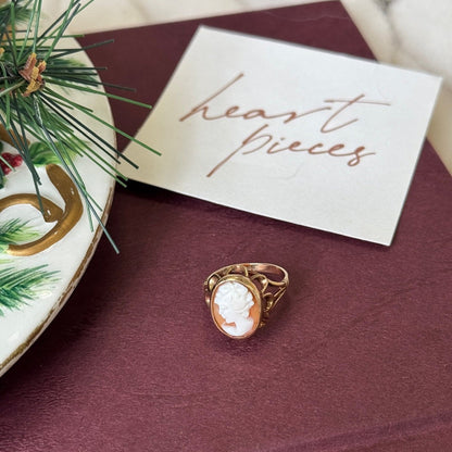 10kt Cameo Shell Ring